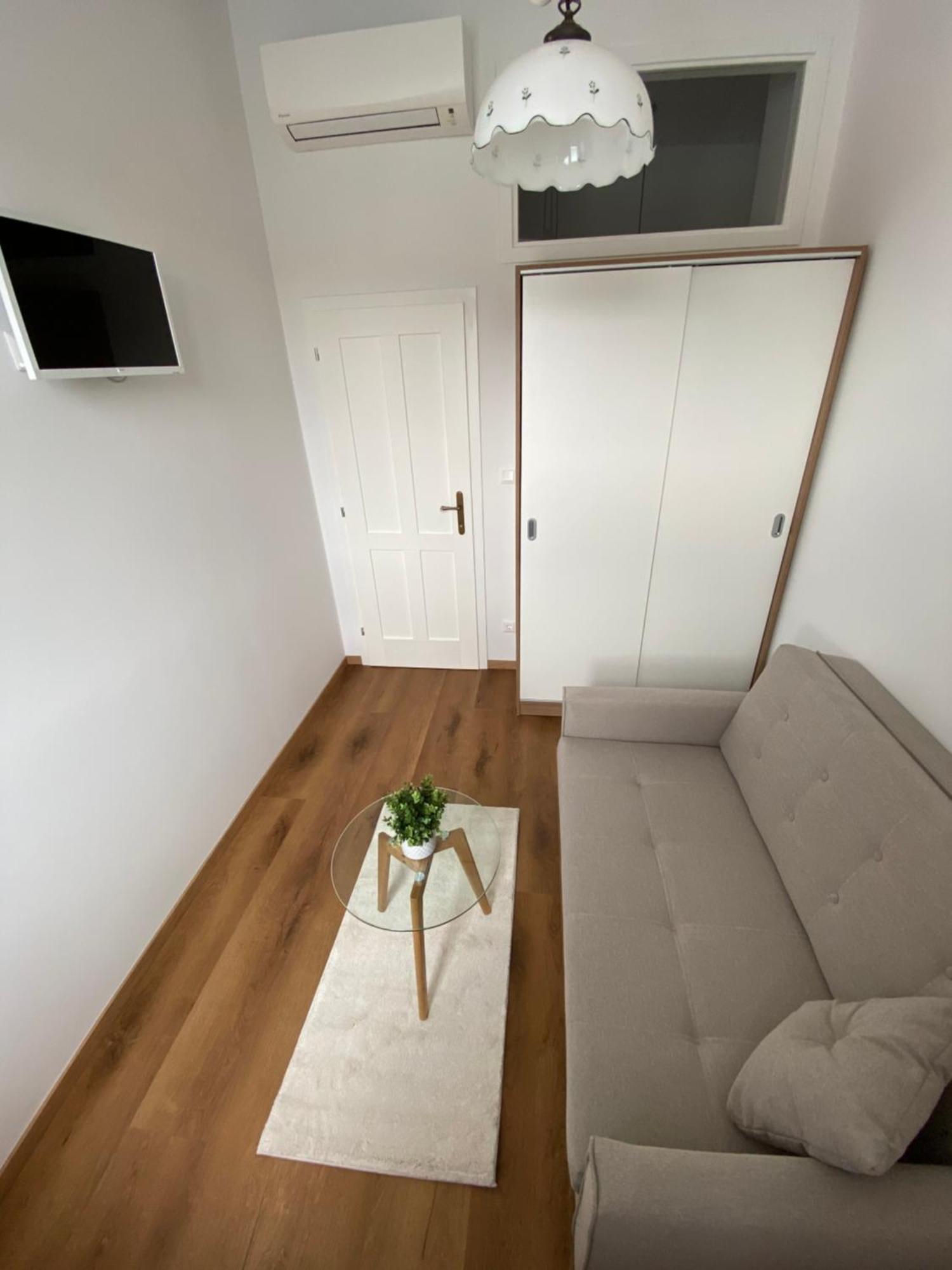Ancora Faros Apartment สตารีกราด ห้อง รูปภาพ