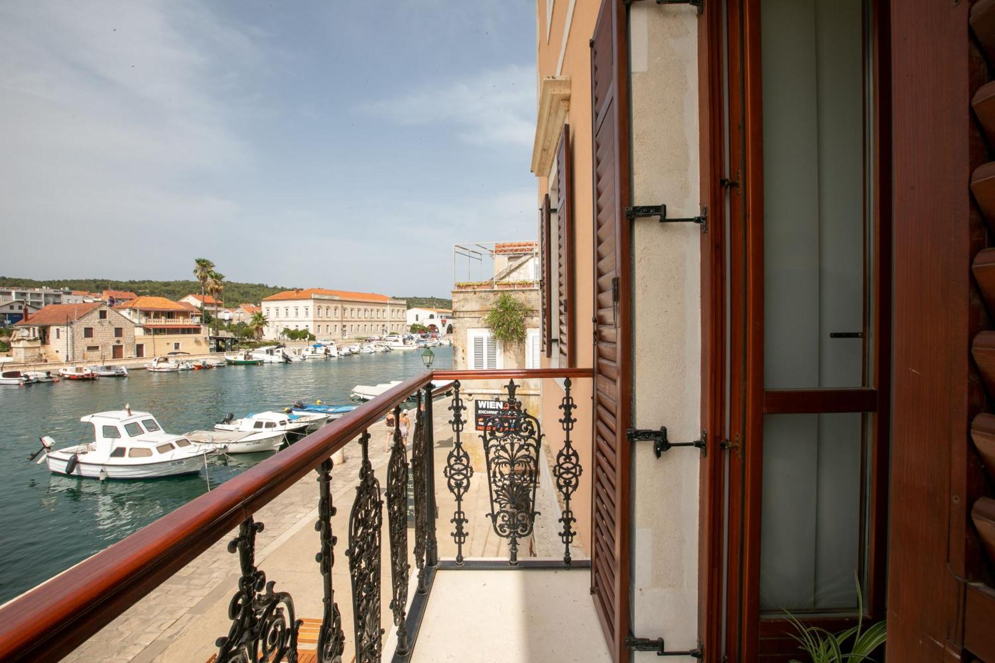 Ancora Faros Apartment สตารีกราด ภายนอก รูปภาพ